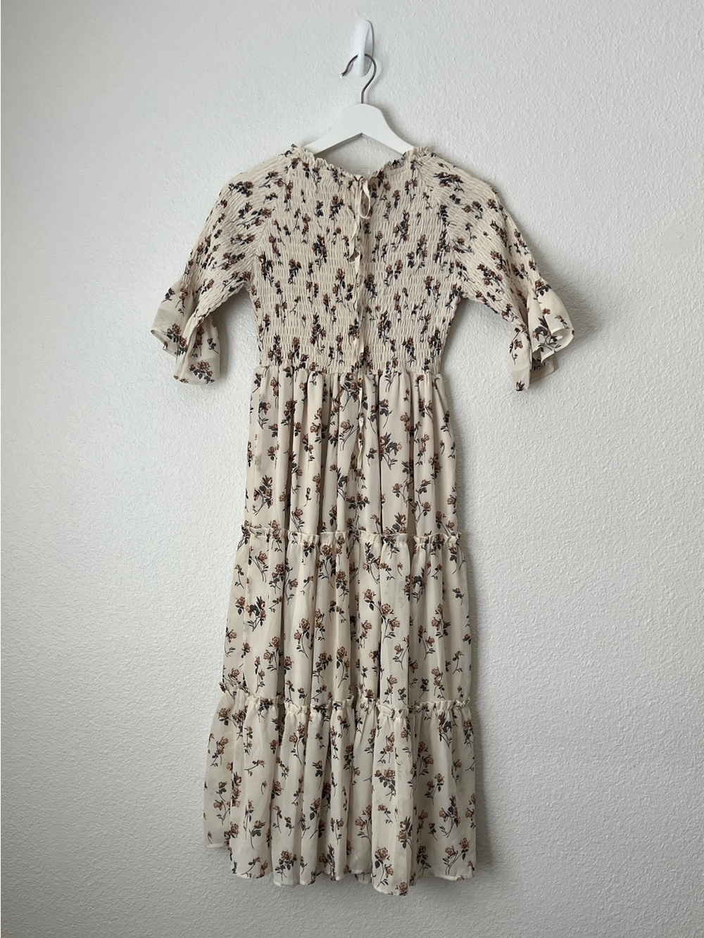 JessaKae Wandering Willoughby Floral Smocked Tiered Maxi Dress Cream Small - Picture 3 of 15